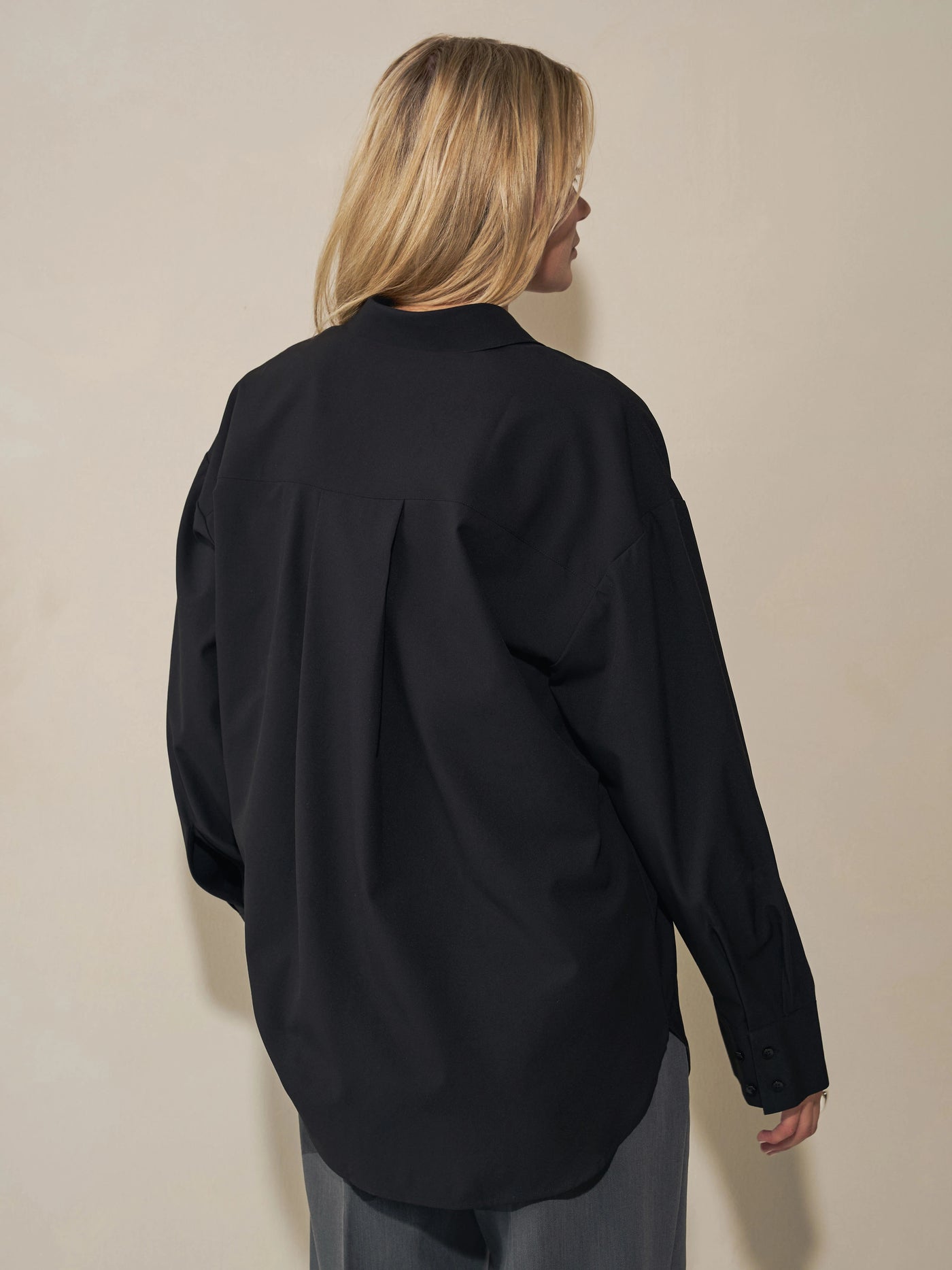 Gen 1: Loose fit Blouse - Black